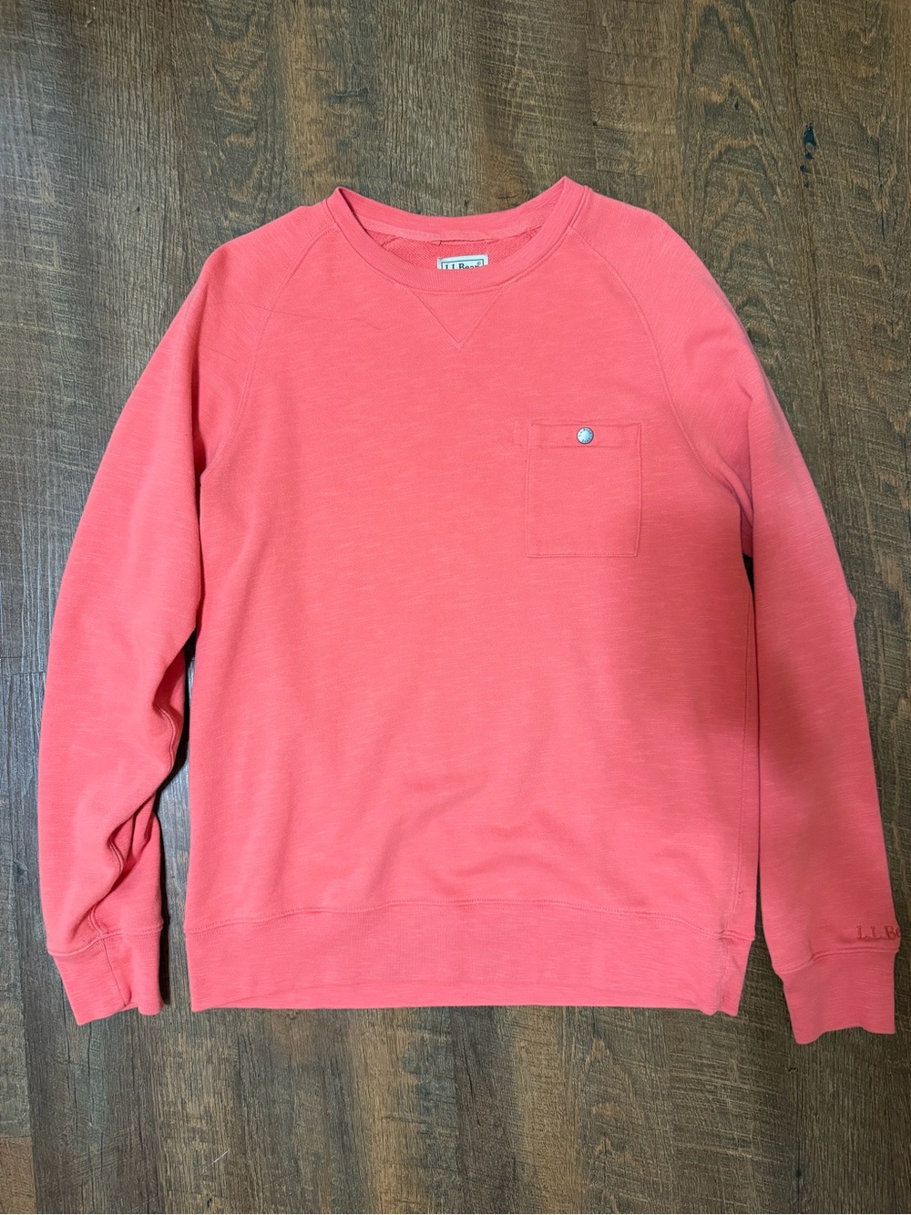 L.L. Bean Vintage Coral Crewneck Sweatshirt with Chest Pocket Mens Medium
